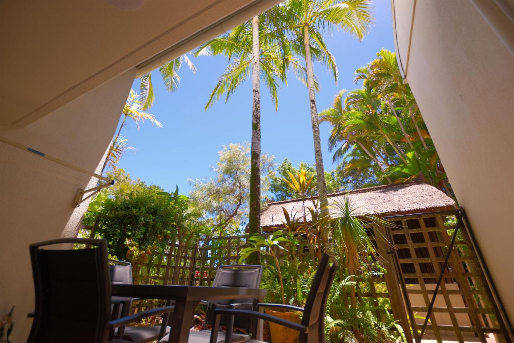 Raintrees Moffat Beach 칼론드라 외부 사진