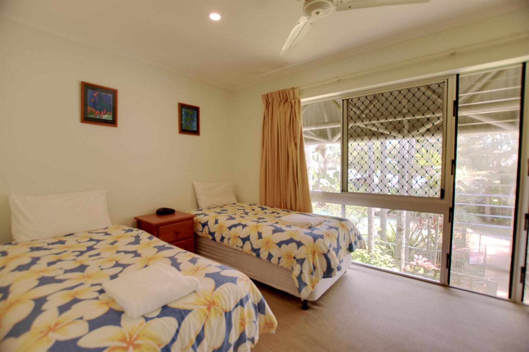 Raintrees Moffat Beach 칼론드라 외부 사진