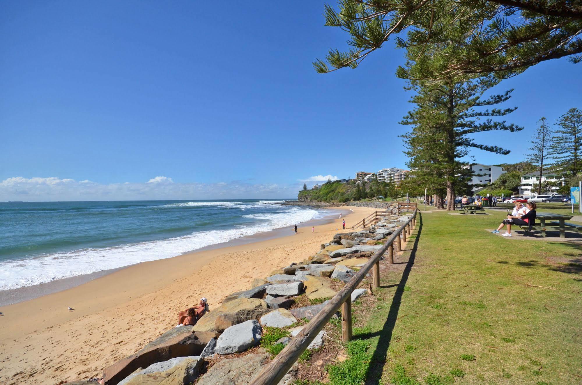 Raintrees Moffat Beach 칼론드라 외부 사진